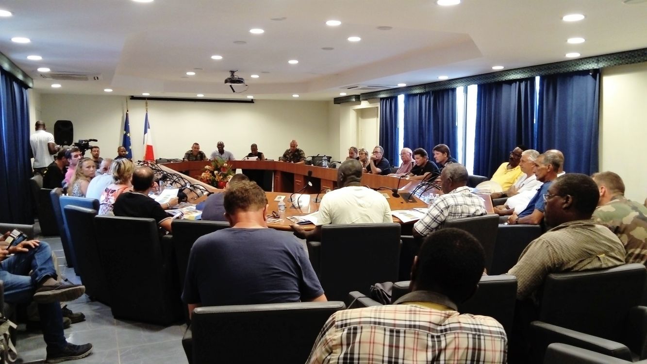 Le RSMA de Guadeloupe  la rencontre des entrepreneurs de Saint-Martin